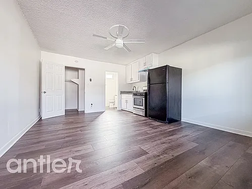 9013 Orion Ave #Y23 Photo 1