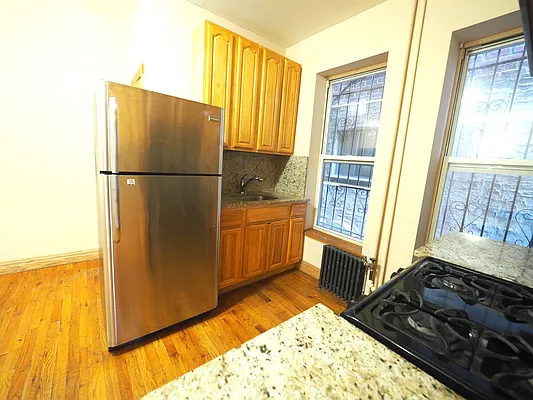 Rented by Compass | media 13