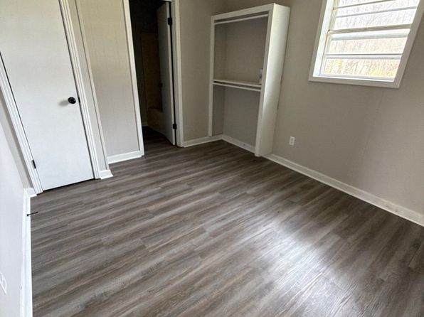 50 W Cooper St