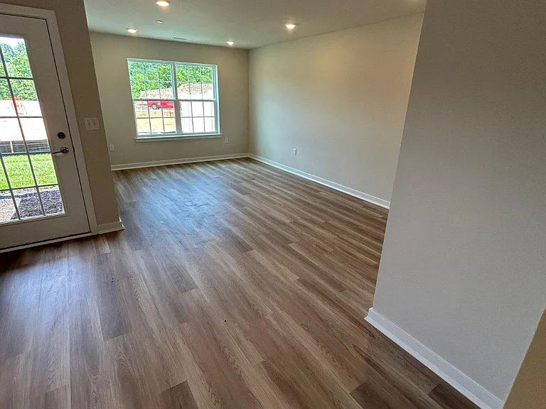 60 Morgans Mill Rd — Photo 2