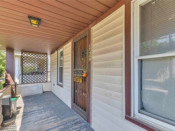 3rd image of 3457 W 44th St
