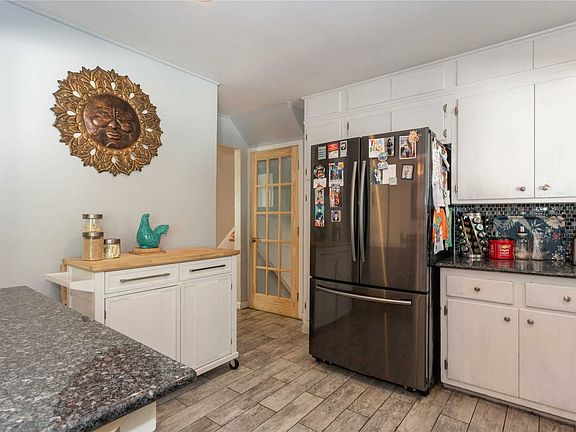 4th image of 168 McKinley Ave