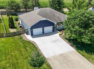 120 SW 95th Rd, Warrensburg, MO 64093