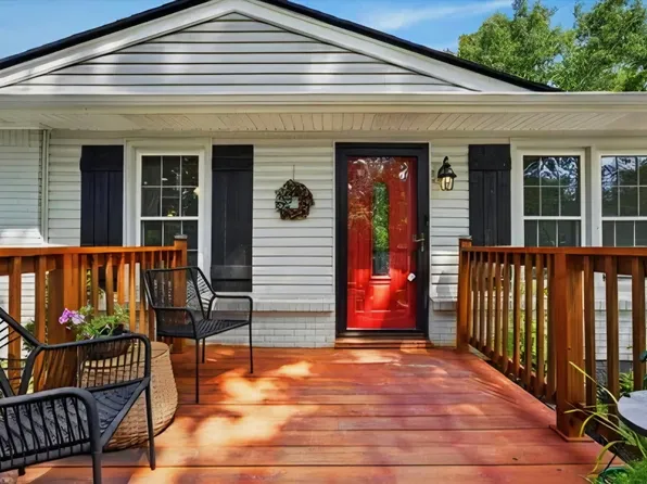 1304 Breeze Ln, Clarksville, TN 37040