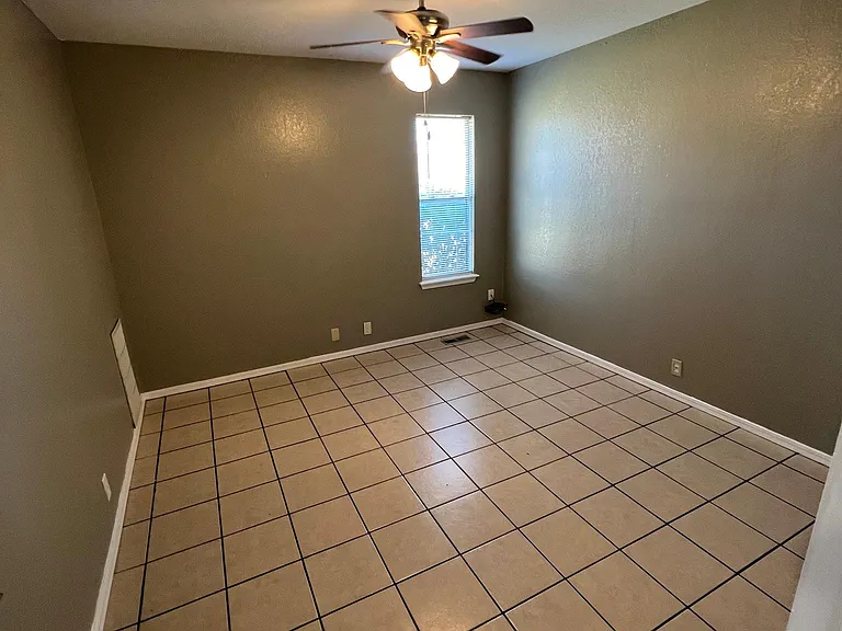 1022 Chowning Ave — Photo 10