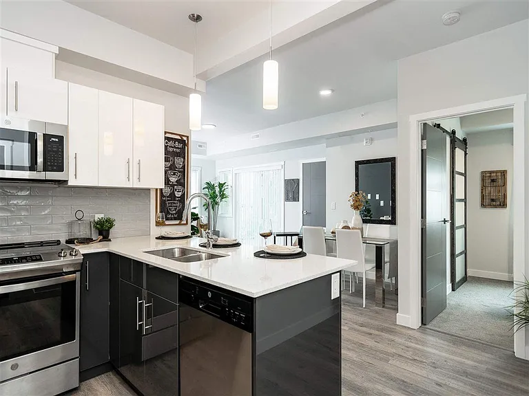 15 Berwick Ct — Photo 4