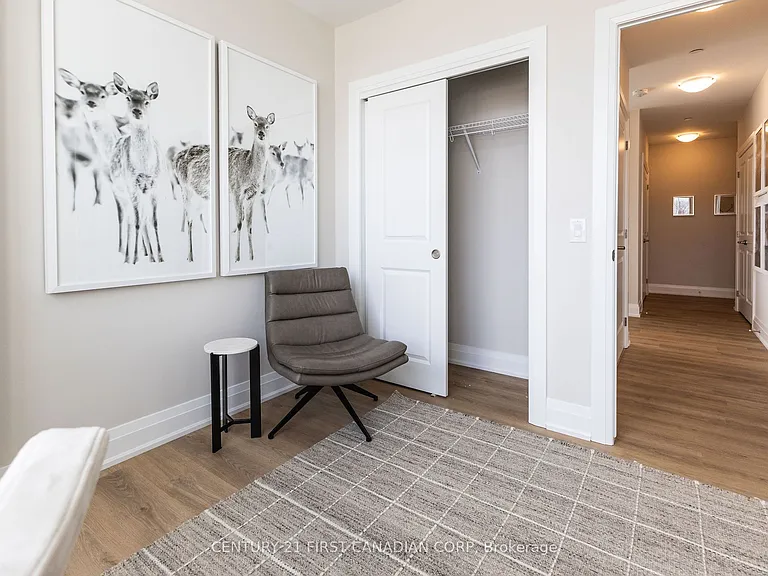 4286 King St E #1109 — Photo 13
