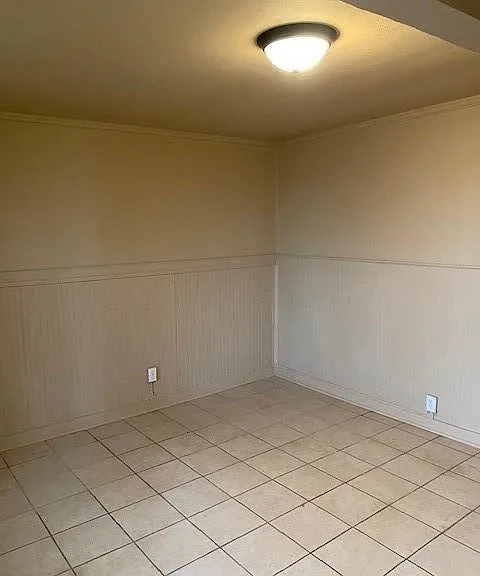 435 Washington St #4 — Photo 2