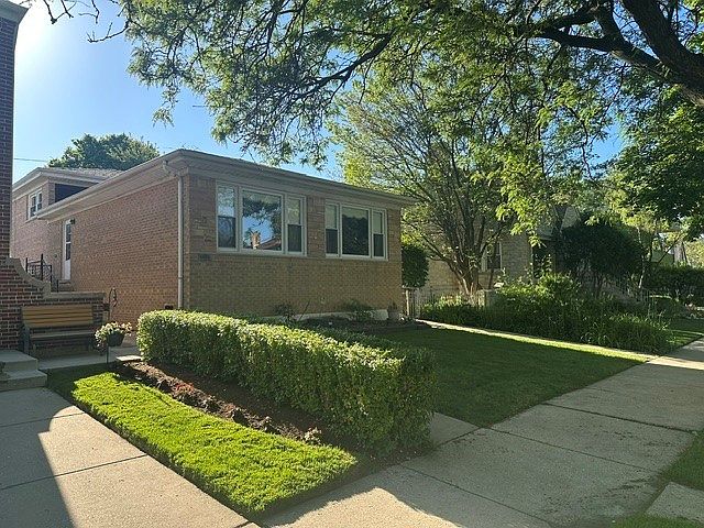 1st image of 6034 N Bernard St