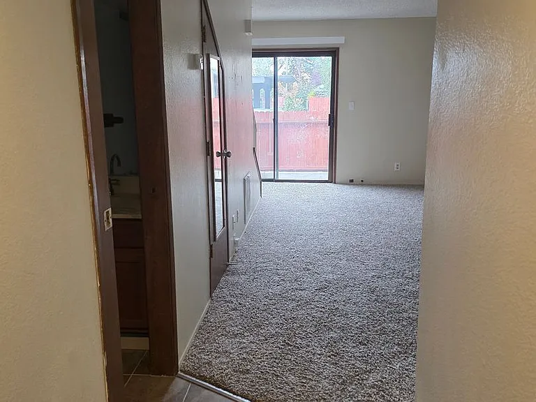 3114 N Truckee Ln — Photo 2