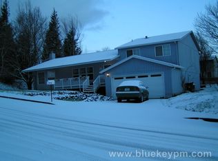 161 SE 19th St, Troutdale, OR 97060