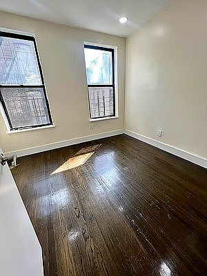 5th image of 536 W 143rd St APT 54