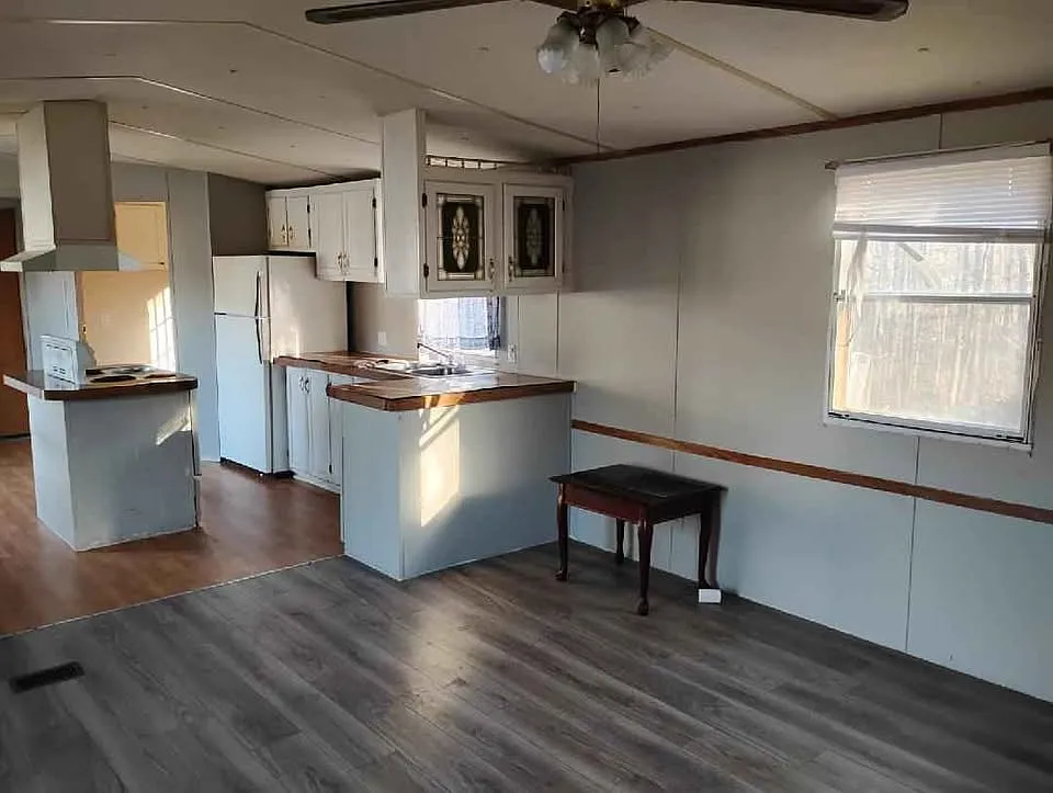 2 bed, 800 sqft, $950 — Photo 3