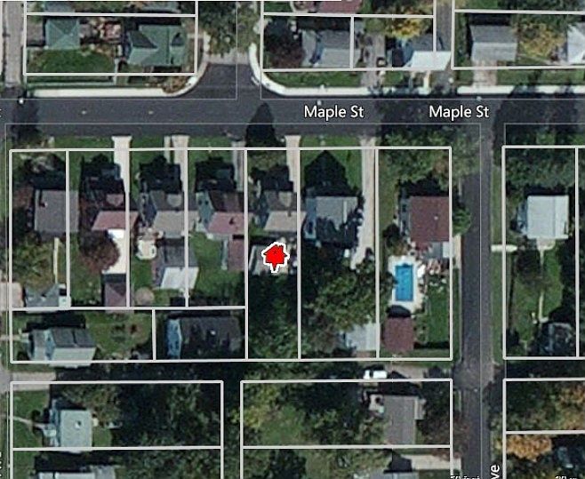 2nd image of 567 Maple St