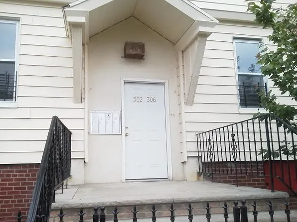 302-306 Clinton Pl, Newark, NJ 07112