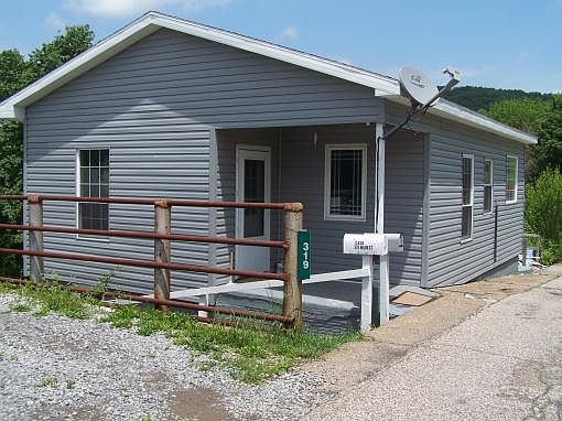 1st image of 203 Wigner St