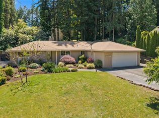 6712 53rd St W, University Place, WA 98467