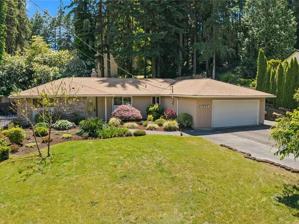 6712 53rd Street W, University Place, WA 98467