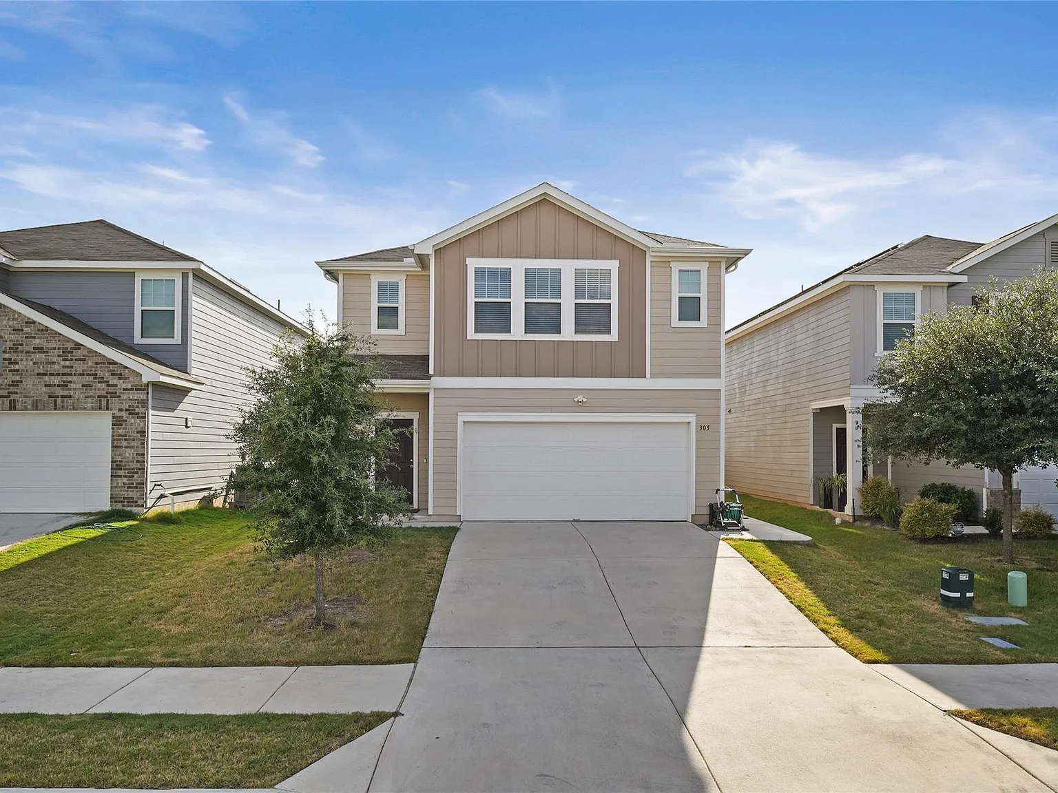 5 bed, 3.0 bath, 2625 sqft, $2,500 — Photo 2