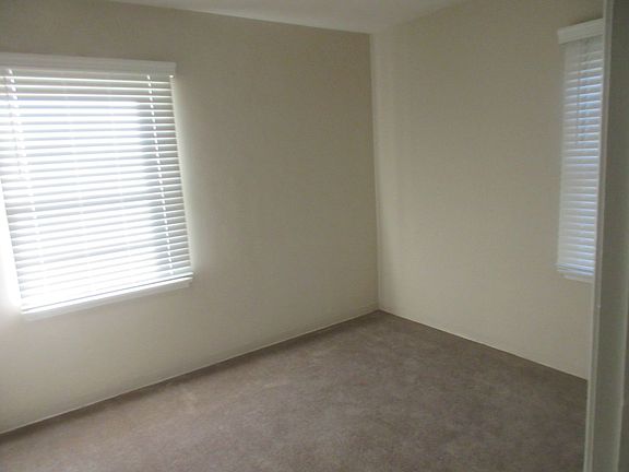 2nd image of 4551-4555 E 14th St #4551