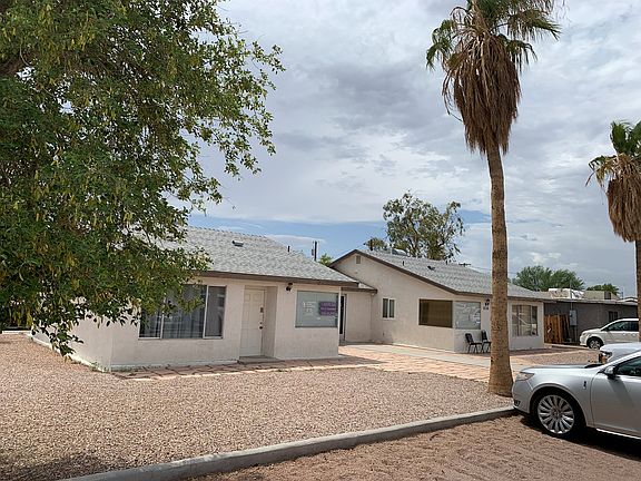 2nd image of 1516 S Ocotillo Ave