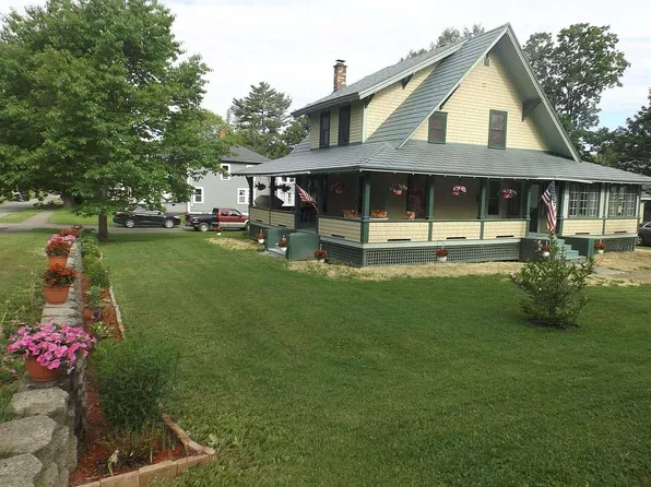 20 Watson Ave, Houlton, ME 04730