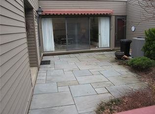 73 Charlton Hill Rd #73, Hamden, CT 06518