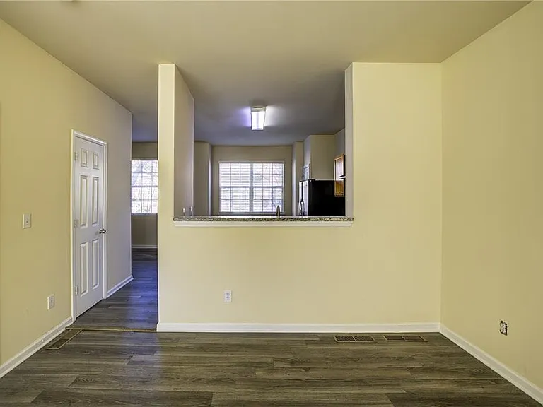 2247 Landing Ridge Dr — Photo 10