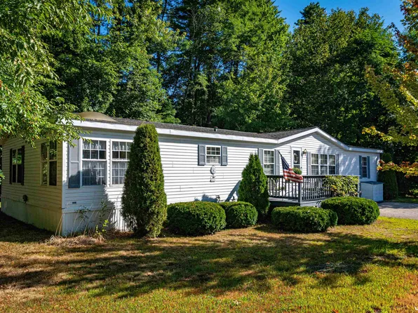 60 Lamplighter Drive, Conway, NH 03860