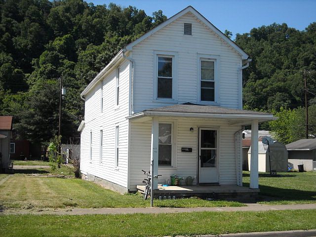 1st image of 3733 Stanton Ave