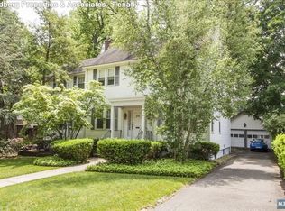 310 Edgewood Ave, Teaneck, NJ 07666