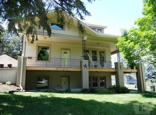 1135 Central Ave SW, Le Mars, IA 51031