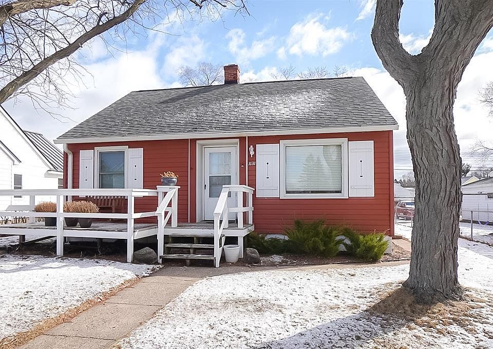 1st image of 1131 Barron Street