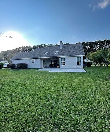 Nice level, green lawn