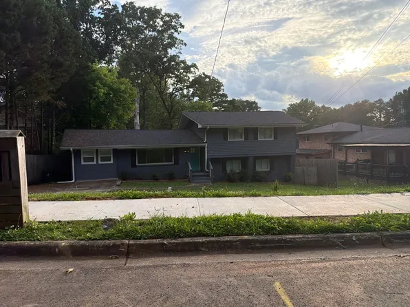 2241 Colleen Ct, Decatur, GA 30032