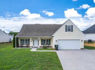 1076 New Market Loop, Forest, VA 24551