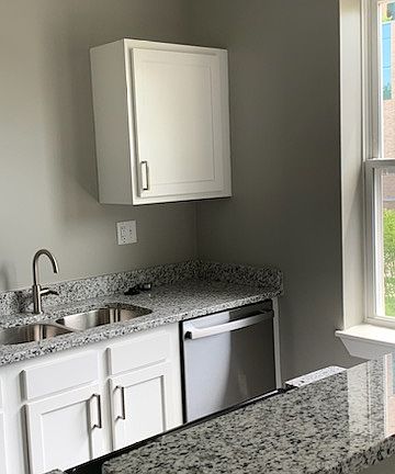 5th image of 308 Erkenbrecher Ave #2