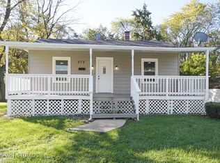 572 W 15th Pl, Chicago Heights, IL 60411