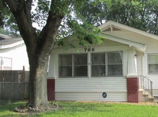 768 W Division St, Decatur, IL 62526