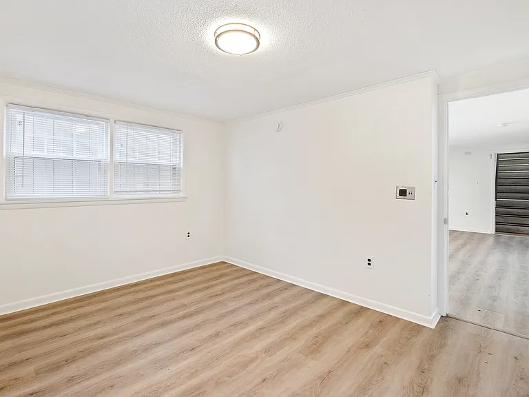3523 Duke St — Photo 22