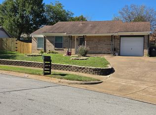 4210 Glenlawn Ct, Arlington, TX 76016