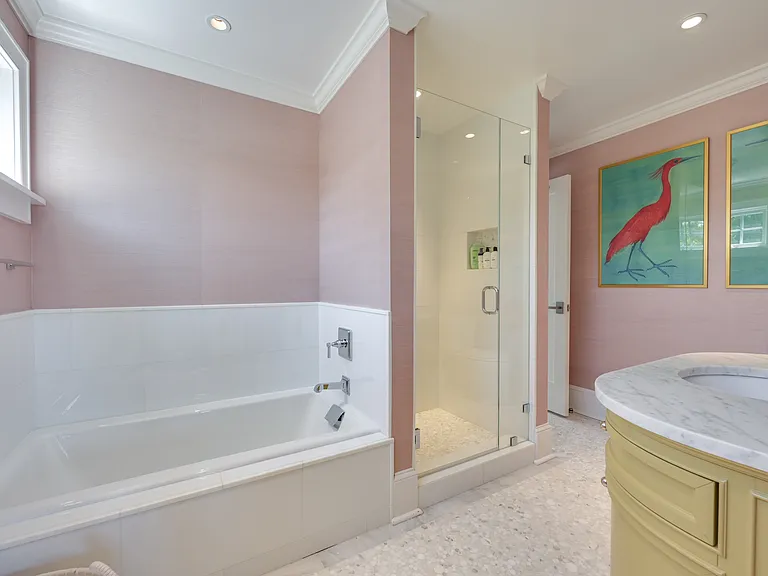 15 Montclair Ave — Photo 24
