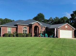 2005 Iris Ln, Navarre, FL 32566