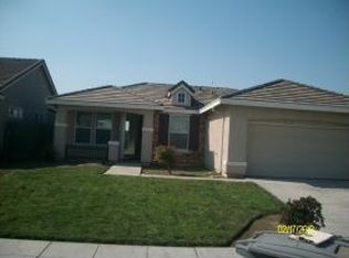 2060 Tangerine Ave, Madera, CA 93637