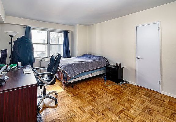 4th image of 136 E 56th St APT 12K