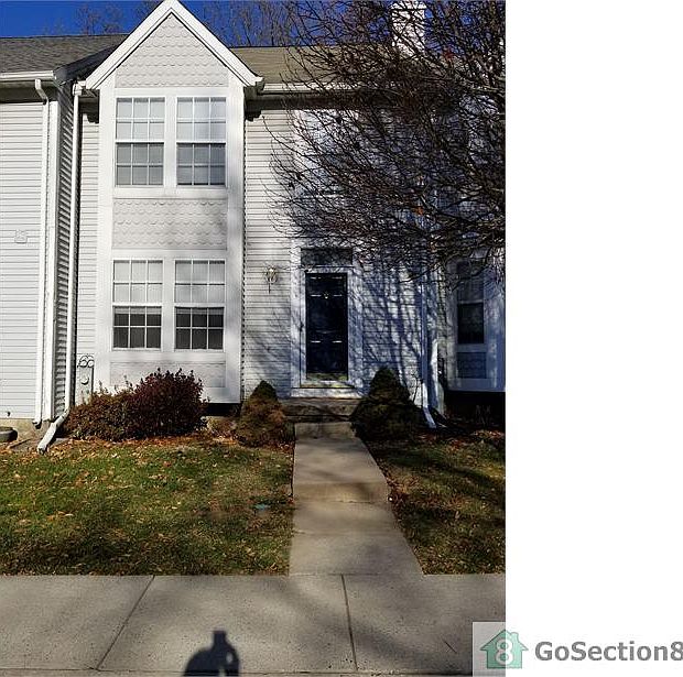 1st image of 1326 Bennett Pl