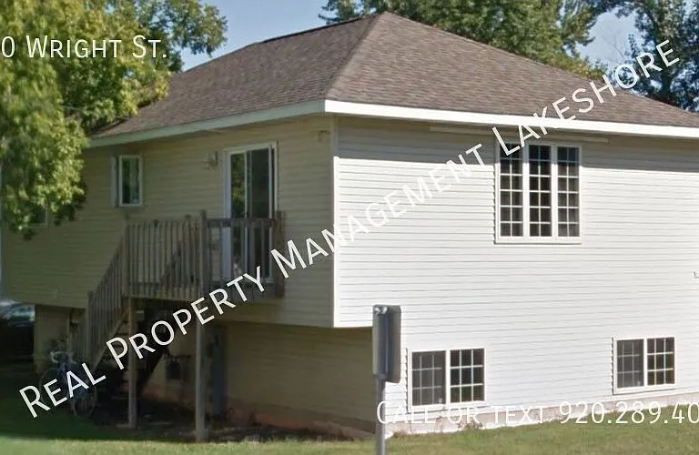 820 Wright St — Photo 1