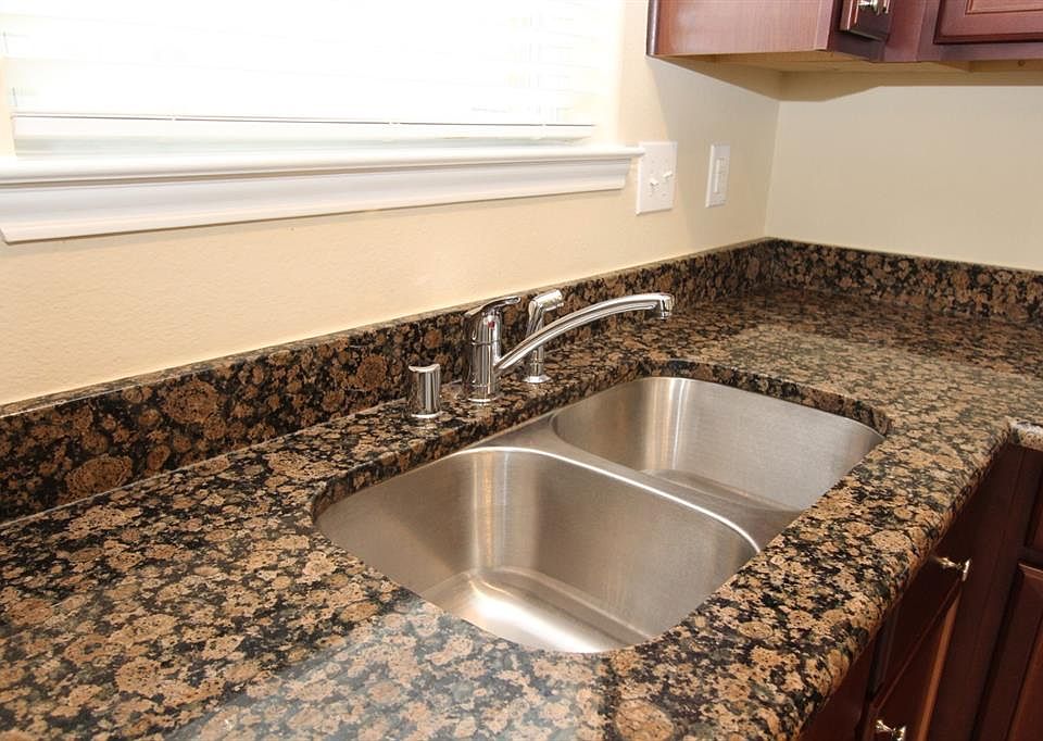 1st image of 6611 Poplar Rose Ct