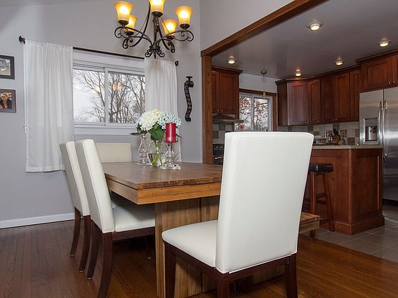 5th image of 25 Eagle Ln