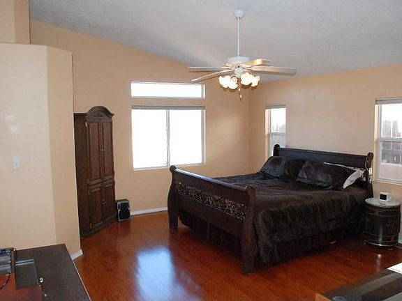 2nd image of 10511 Brookline Pl NW